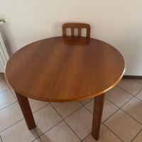 Tavolo tondo con prolunghe in ciliegio