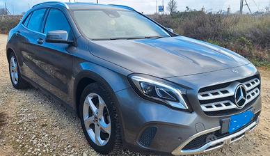 MERCEDES GLA 200 D
