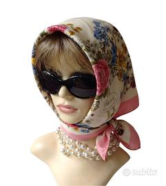 Foulard Vintage Gucci Flora 100% Seta 