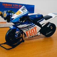Modellino Collezione - Yamaha Valentino Rossi 2009