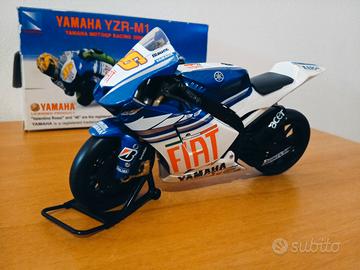 Modellino Collezione - Yamaha Valentino Rossi 2009