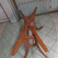 Tavolo di vetro con sedie