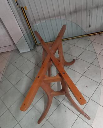 Tavolo di vetro con sedie