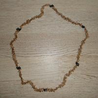 Collana etnica in conchiglie