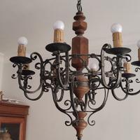 Lampadario in ferro battuto antiquariato vintage