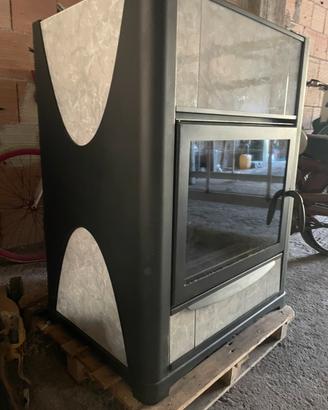 Termostufa a legna 34kw laminox idro