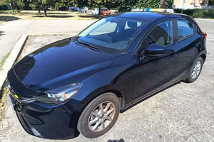 Mazda 2 1.5  benzina 75 CV (2023) 