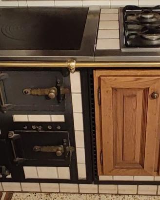 cucina completa in noce robusto con spargher