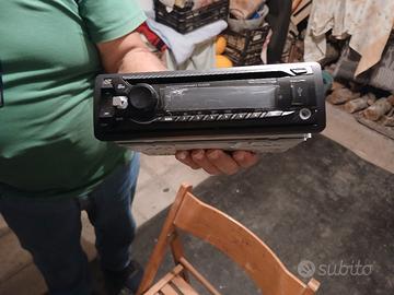 sterio per la macchina