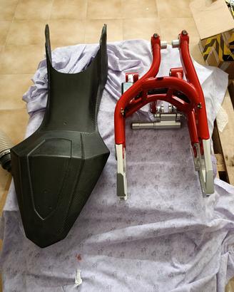 forcellone posteriore e codone bimota db7