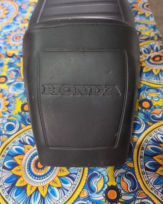 Sella Honda 500 Four