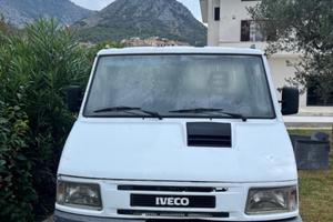 Iveco Daily Scarrabile