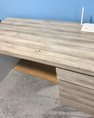Scrivania IKEA Malm