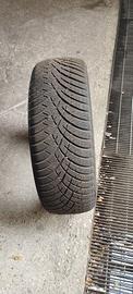Pneumatici 4 stagioni