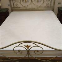 Letto matrimonile in ferro battuto