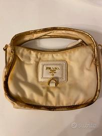 Prada Mini Hobo in tessuto nylon avorio