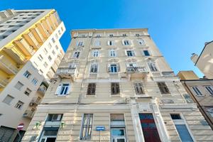 Mura Ristorante/Pizzeria - Via Ponziana