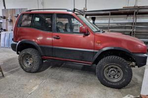 nissan terrano 2  30ennale