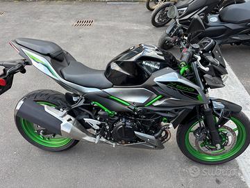Kawasaki Z500 SE - 2025