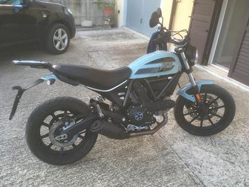 Ducati scrambler 400