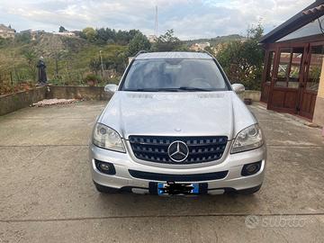 Mercedes ML280