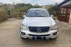Mercedes ML280