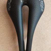 Selle Italia Endurance Novus