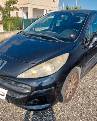 Peugeot 207 1.4 HDi 70CV 5p. ONE Line