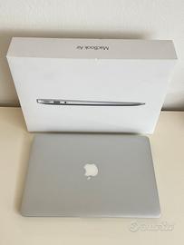 MacBook Air Apple