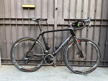 Bianchi Infinito Cv disk Sram Force Axs - mis 59