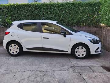 Renault Clio Van