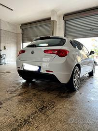 ALFA ROMEO Giulietta (2010-21) - 2019