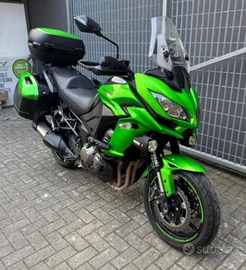 Moto Kawasaki Versys 1000 16 pronta per viaggiare