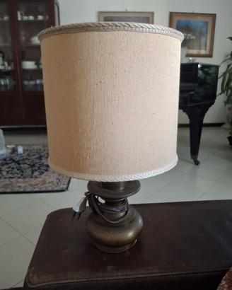 Lampada da Tavolo Vintage Base in Ottone Brunito