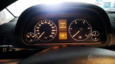Mercedes-Benz Classe A W169 - 200 CDI PREMIUM