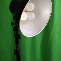 Illuminatore e Stativo Telescopico H 4m. con Ruote