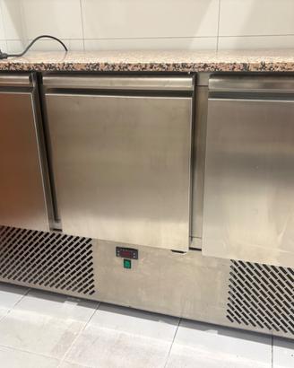 Tavolo refrigerato 3 porte
