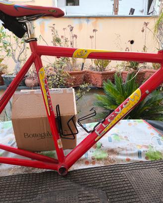Telaio bici corsa,alu 7005 eleven, più sella gel