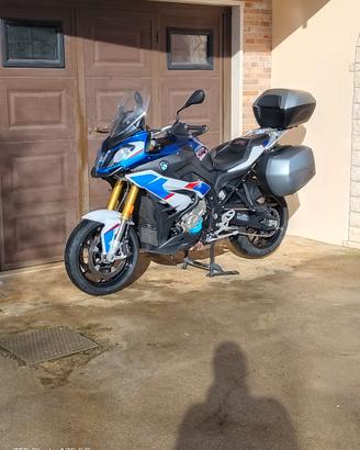 BMW S1000XR