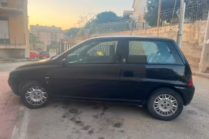 LANCIA Y -  BUONA PER  NEO PATENTATI