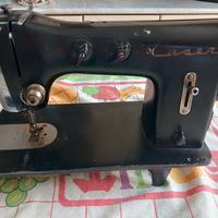 Macchina da cucire vintage Caser Epoca di anni 70