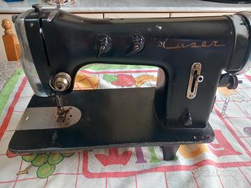 Macchina da cucire vintage Caser Epoca di anni 70