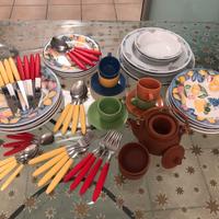 Servizio piatti, posate e Caffe