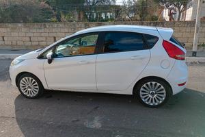 Ford Fiesta 1.4 TDCi Titanium 5 porte – OK Neopate