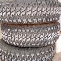 gomme 235 85 16 mud