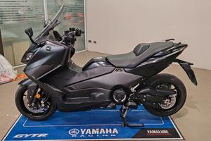 Yamaha T Max 560