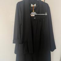 Completo gessato nero- Nuovo con Cartellino