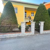 4 LOCALI A CASTELNOVO DI SOTTO