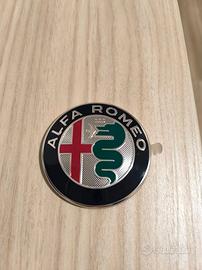 Fregio Anteriore stemma alfa Romeo adesivo 