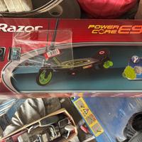 Monopattino Razor E90